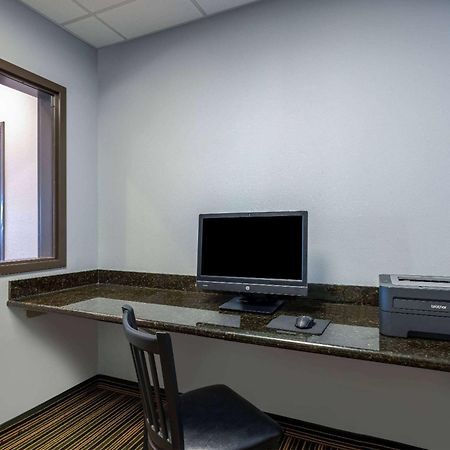 Baymont By Wyndham Rapid City Exterior foto