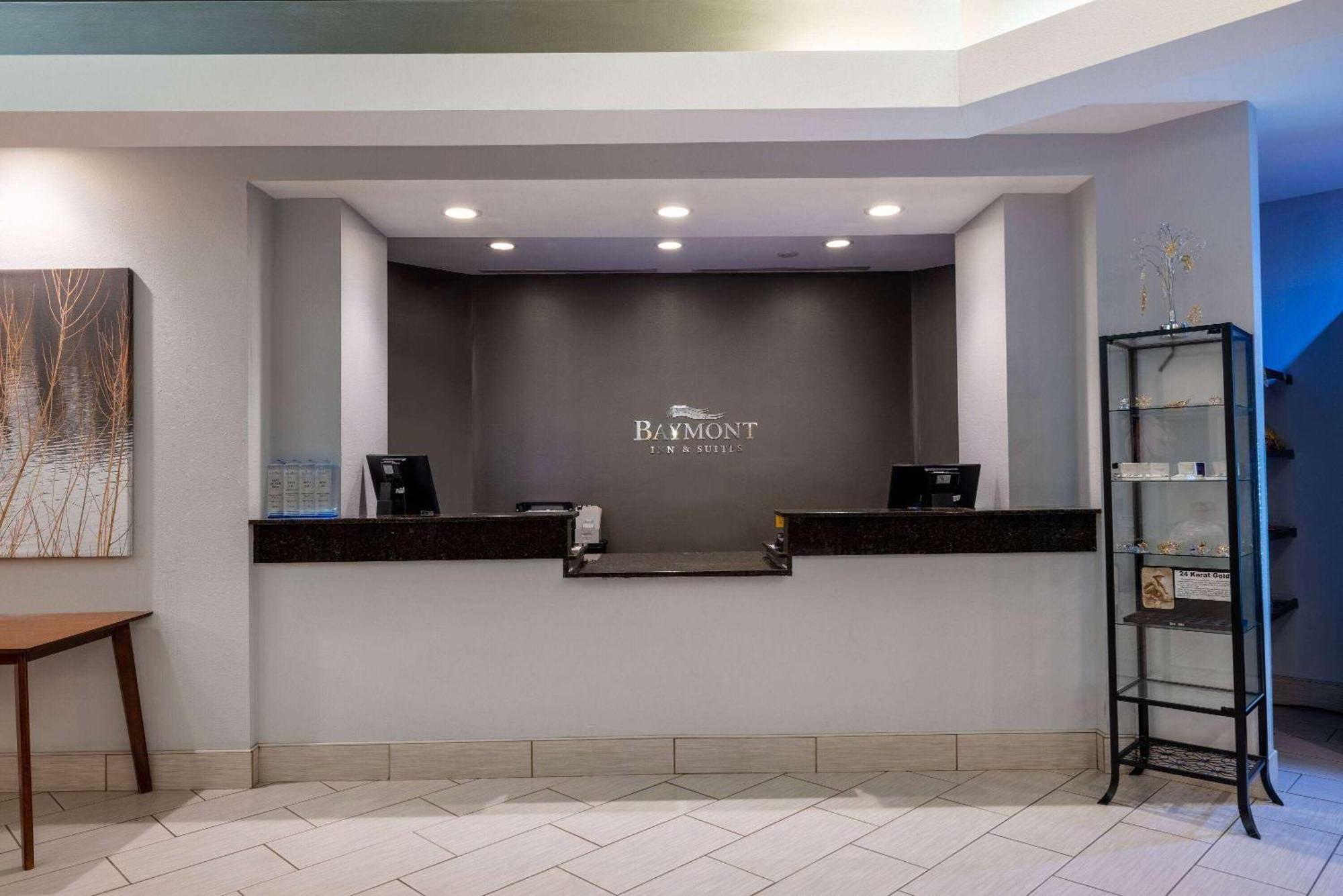 Baymont By Wyndham Rapid City Exterior foto