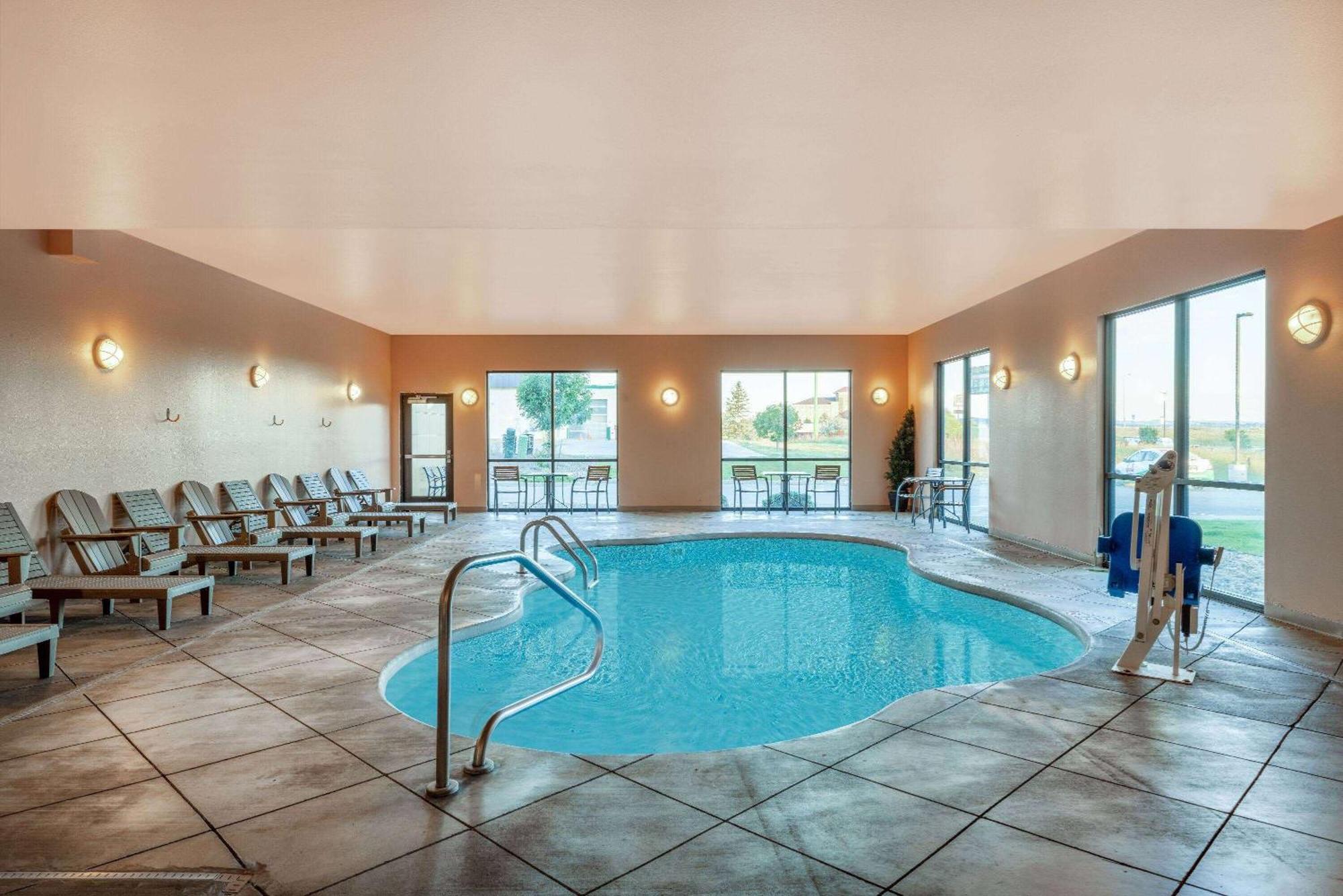 Baymont By Wyndham Rapid City Exterior foto
